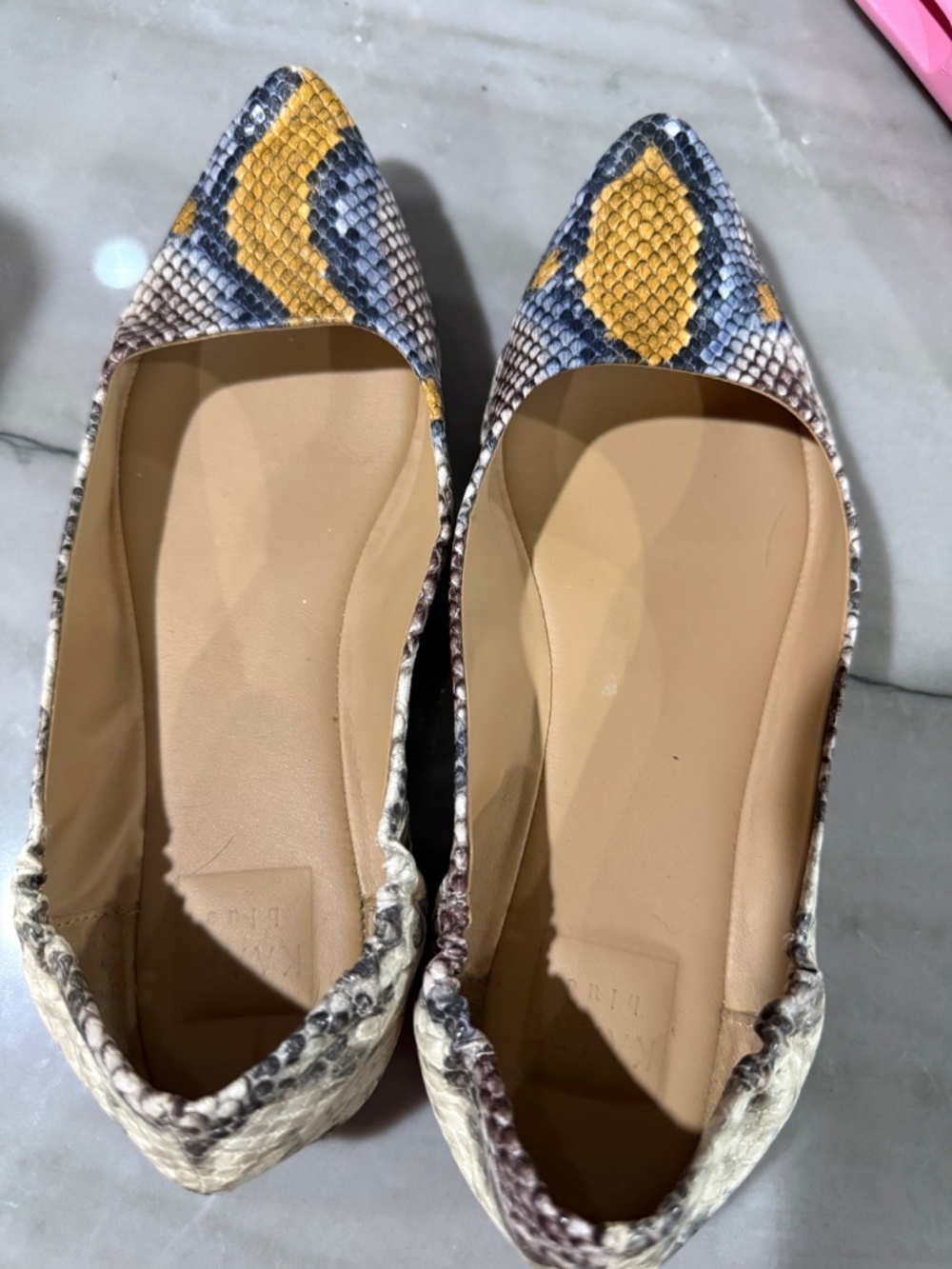 Kaari Blue flats sizs 8